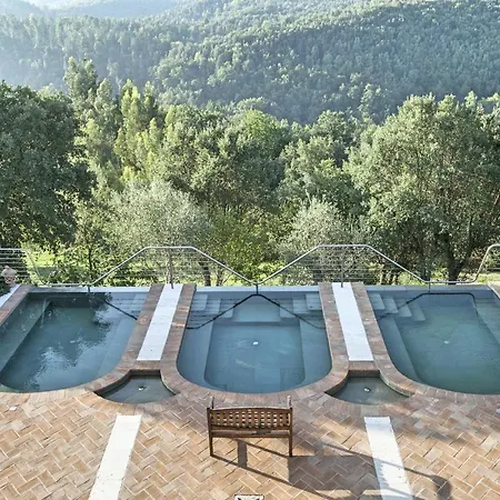 Castello Di Sleeps 16 Pool Air Con ヴィラ *