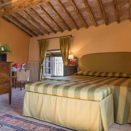 Castello Di Sleeps 16 Pool Air Con