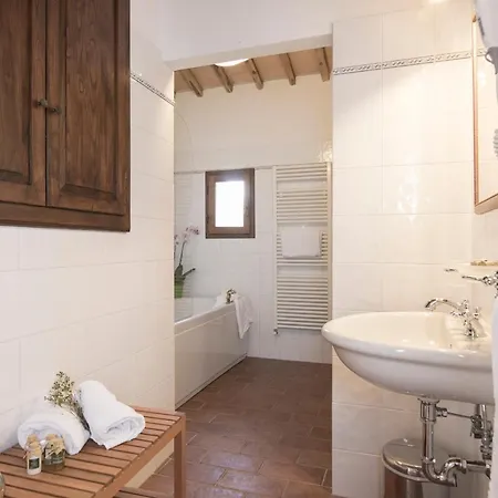 Castello Di Sleeps 16 Pool Air Con * Tocchi