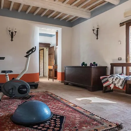 Castello Di Sleeps 16 Pool Air Con Tocchi