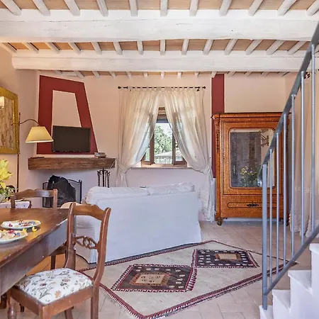 ヴィラ Castello Di Sleeps 16 Pool Air Con Tocchi