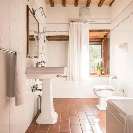 ヴィラ Castello Di Sleeps 16 Pool Air Con *