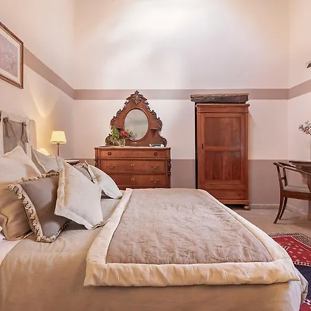 ヴィラ Castello Di Sleeps 16 Pool Air Con *