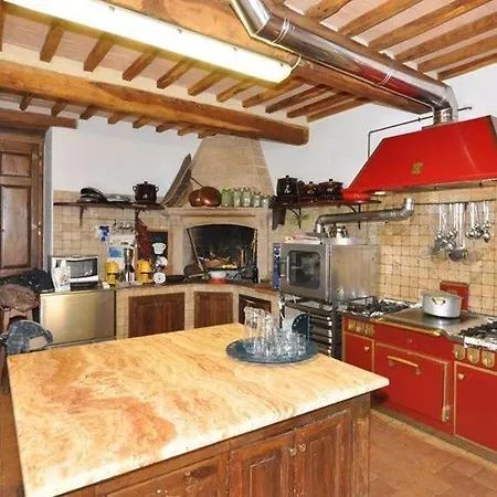 ヴィラ Castello Di Sleeps 16 Pool Air Con Tocchi